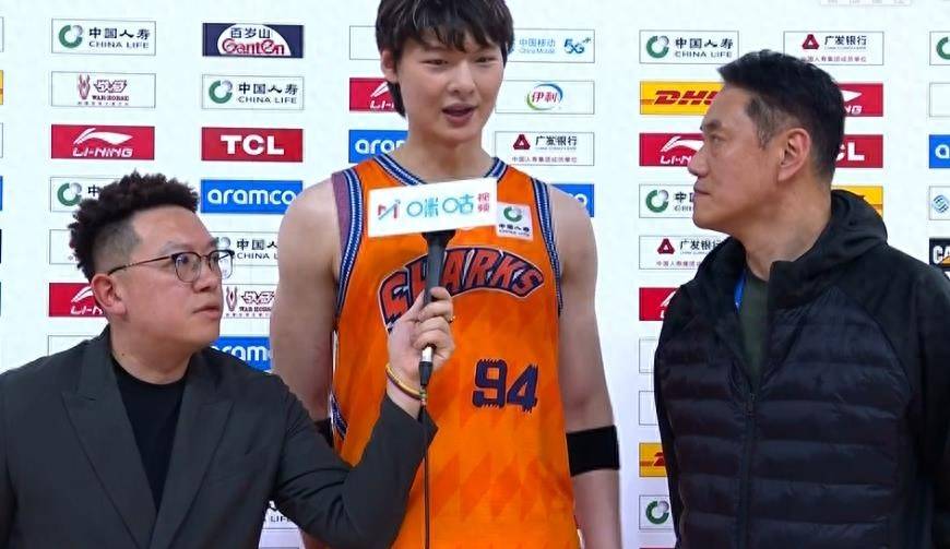 包含北京队遭上海逆转，遗憾失利，引发热议的词条