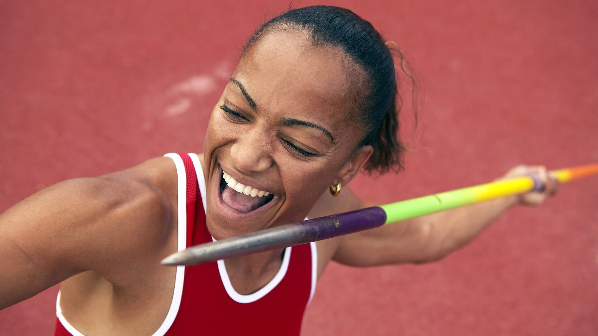 文班亚马以一敌众闪耀NBA，广东铁血防守绞杀魔术—篮球世界个人英雄与团队艺术的冰火二重奏